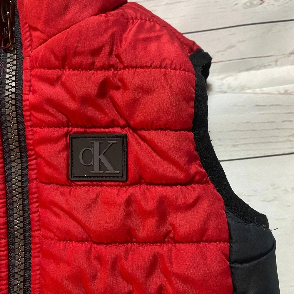 Calvin Klein Puffer Vest Red Full Zip Red and Black Baby Boy's‎ Size 18 Months